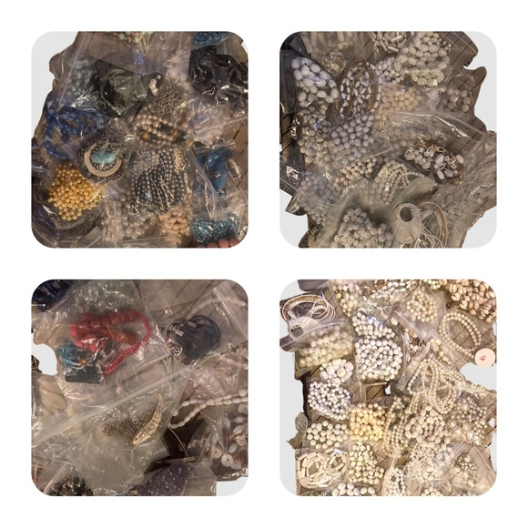 JUST WOW! Mother load of antique,Vintage,Costume +Retro Jewelry! - Picture 14 of 17